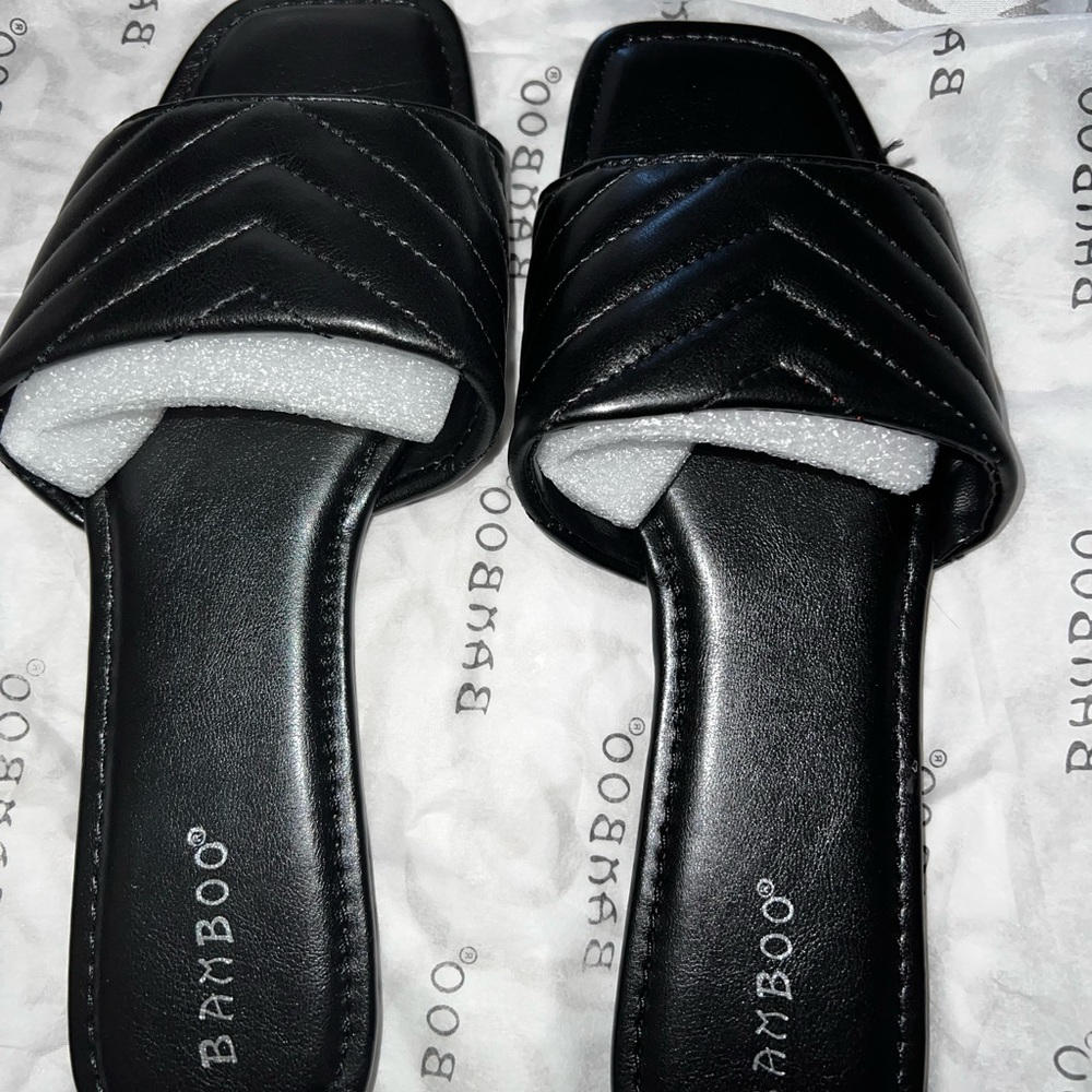 Forever 21- Metallic Quilted Sandals